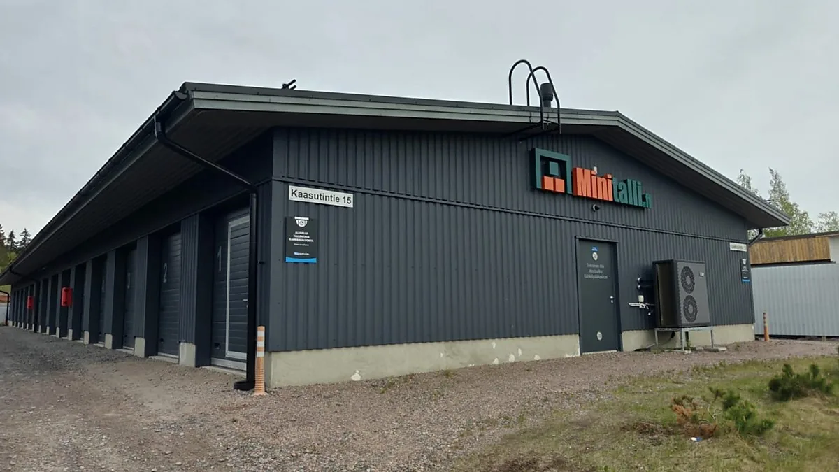 Small Storage Unit Helsinki 1000m2